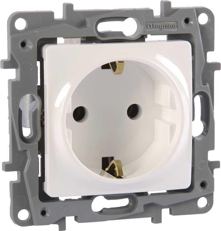Legrand Raventi Çocuk Korumalı Topraklı Priz, Beyaz (768115)